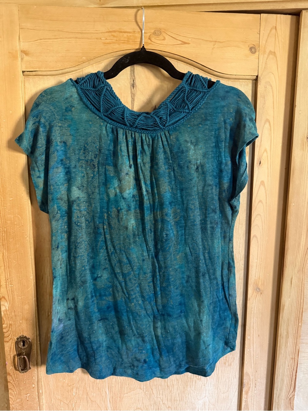 Lucky Brand Teal Tie-Dye Short Sleeve Top with Crochet Yoke
